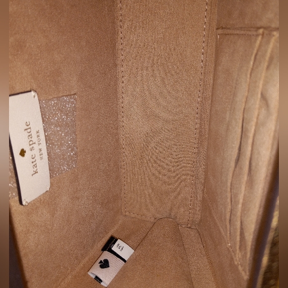 Kate Spade New York Crossbody Bag, Wrapping Party Gift Box. Parchment & Gold - Picture 10 of 12